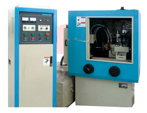 電火花(huā)式金剛石砂輪(lun)修整機